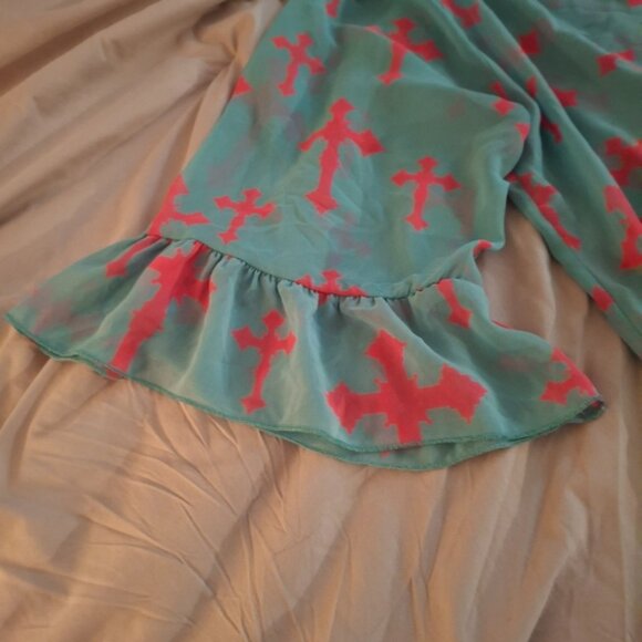 R Rouge Women's Aqua and Pink Cross Pattern Sheer Top - Picture 4 of 8